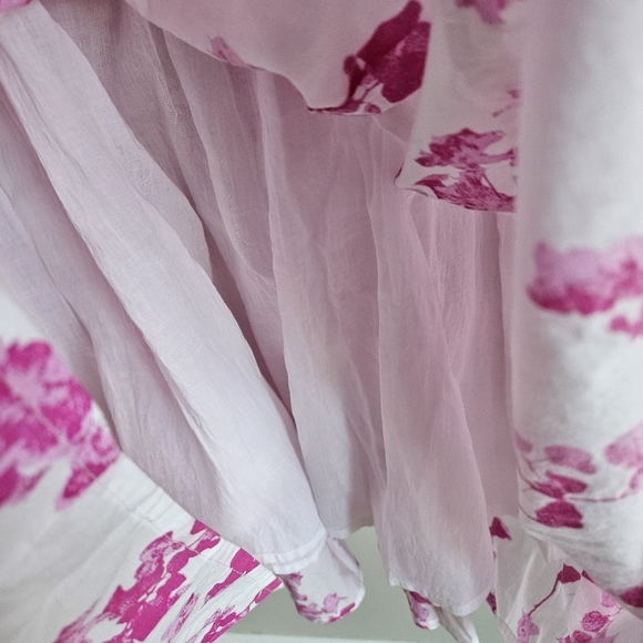 Tuckernuck Ro's Garden Pink Floral Jade Dress in Ines Magenta - Picture 10 of 14